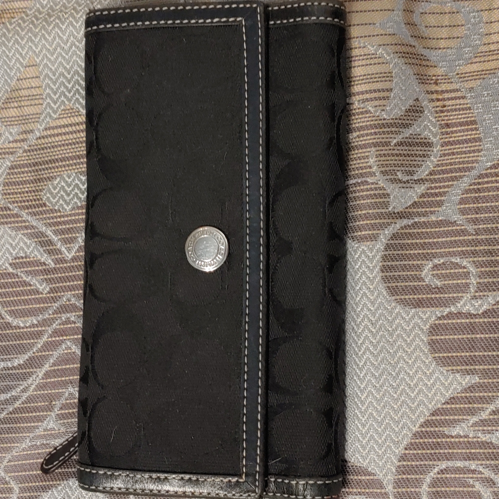 Coach Wallets - Picture 5 of 6